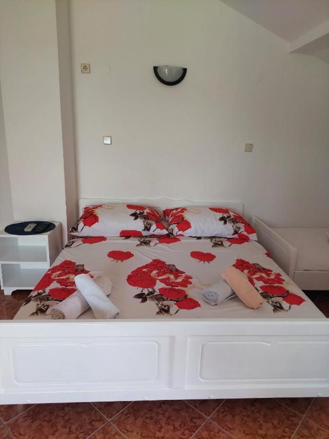 Apartmani Vesna Pag Town Dış mekan fotoğraf